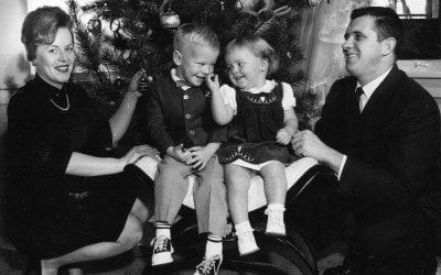 What’s the best Christmas contact arrangement for children?